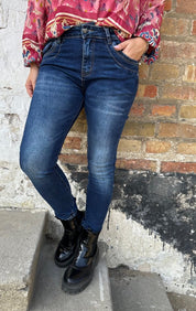 Leoni- Jeans JW2505 - Mörktvätt - Nyhet