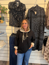 Jenny- Tröja med luva Svart