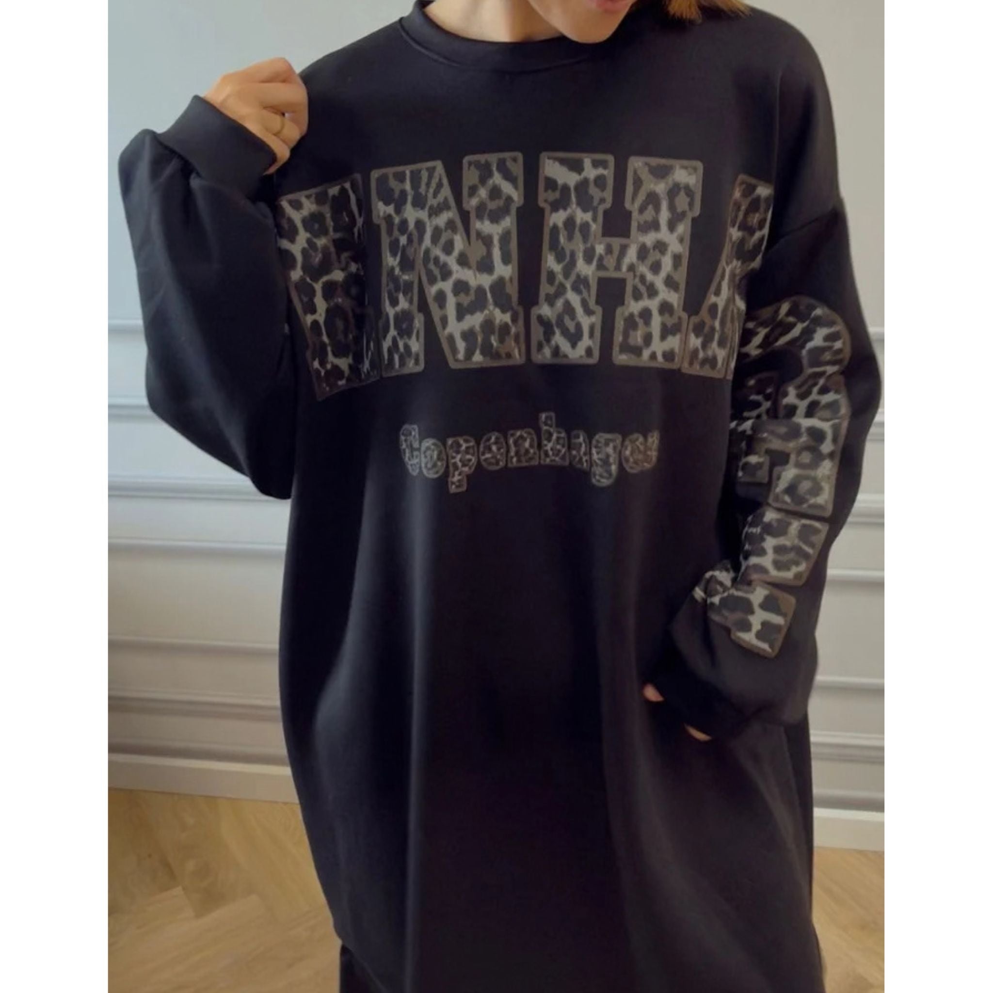 26188-Nero-Leo-Extra4.jpg