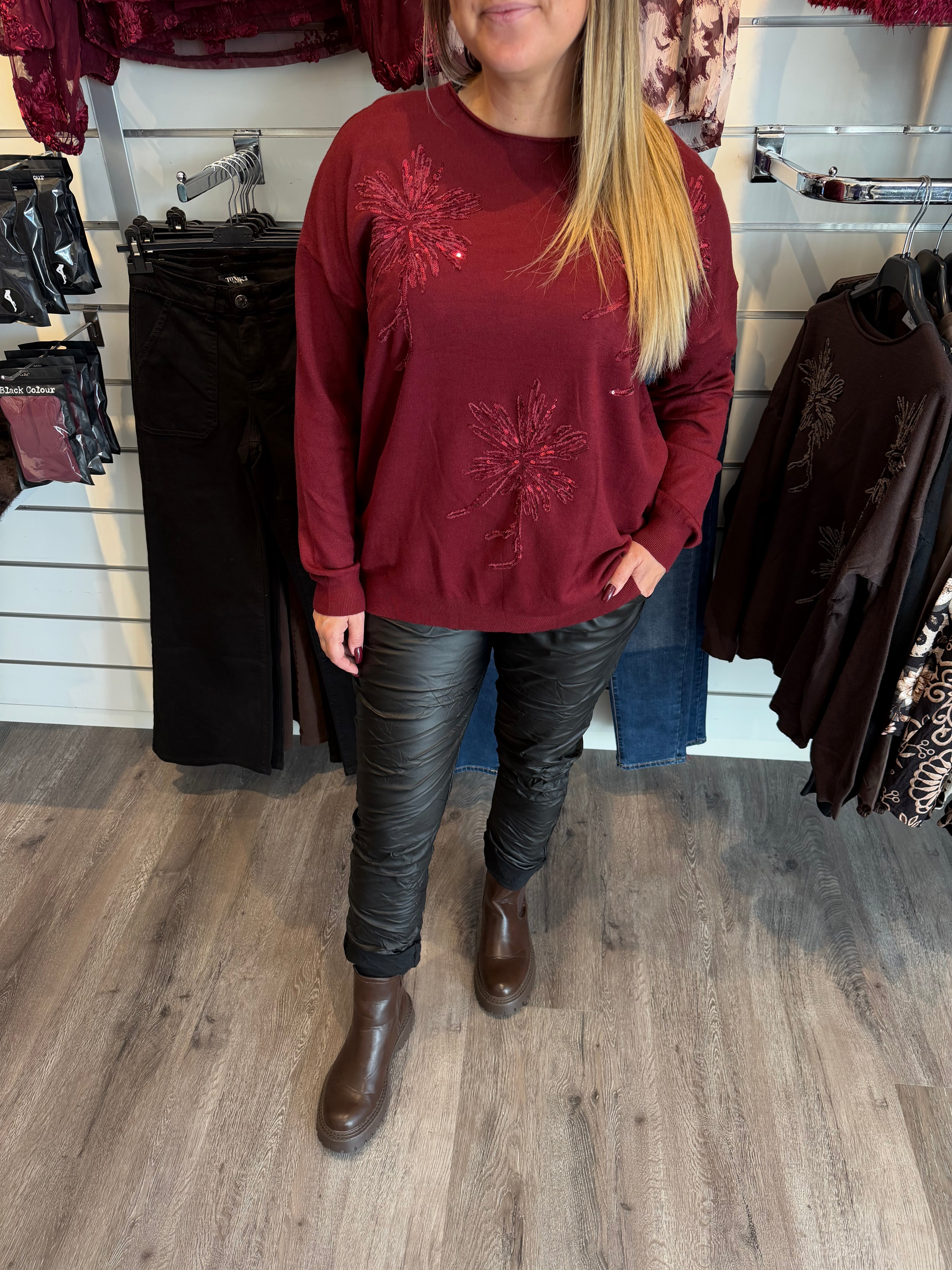 Carrie stickad tröja Bordo