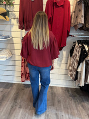 Saga V-ringad topp med ballong arm Bordo