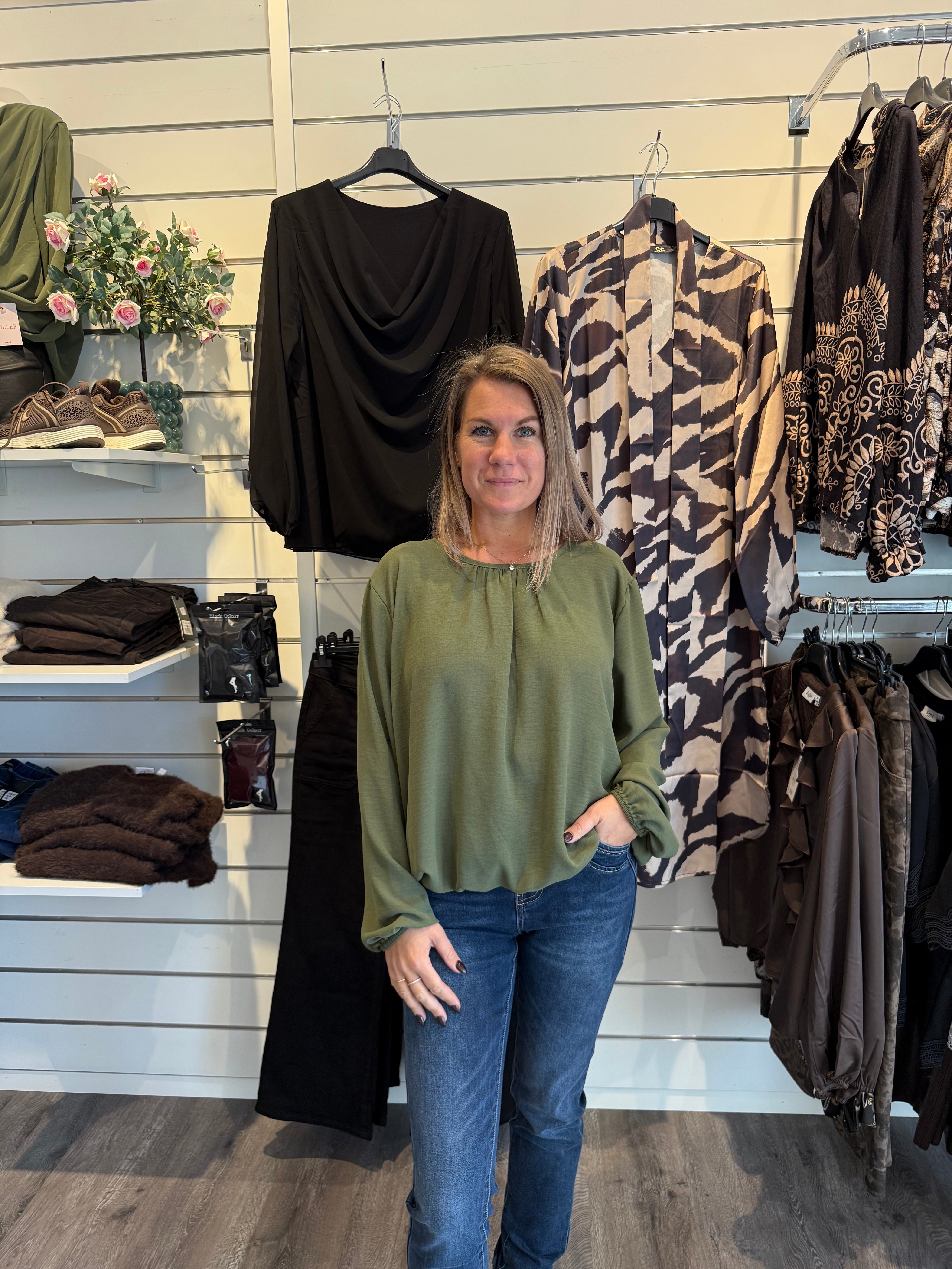 Kicki Blus Khaki