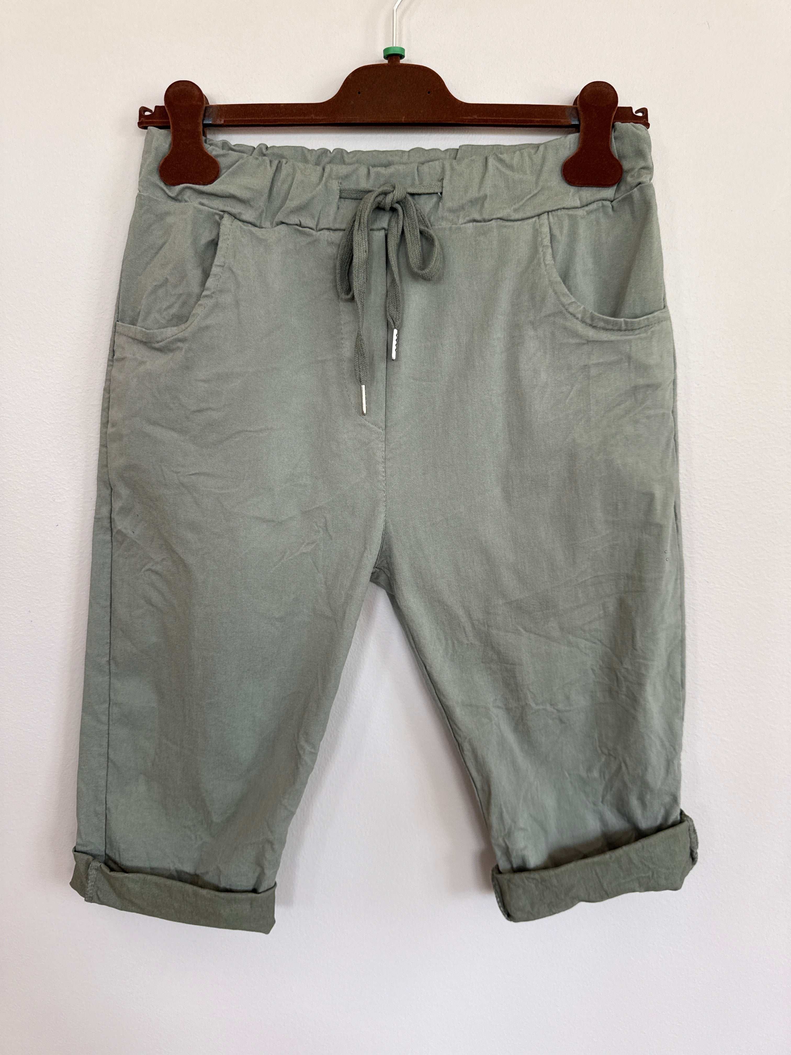 71500-Military1011-Extra1.jpg