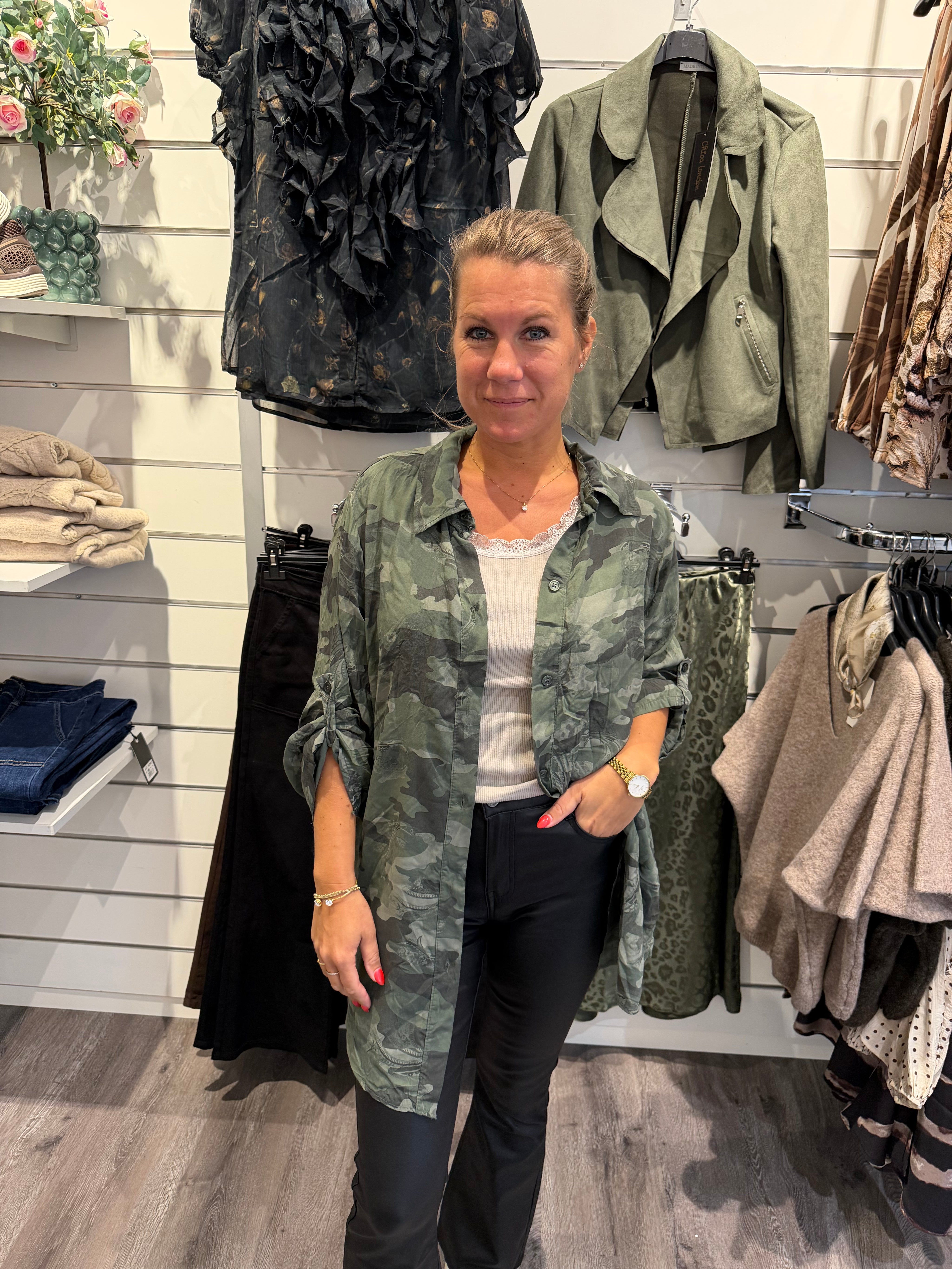 Oliva Skjorta Camo Khaki