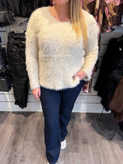 Alissa Fluff tröja Cream