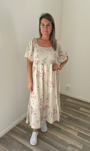 Alexa - Klänning Lång Blommor Beige