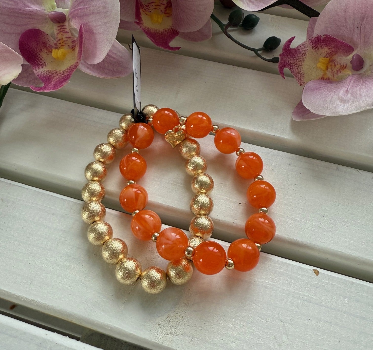 Armbandmellanparlororange.jpg