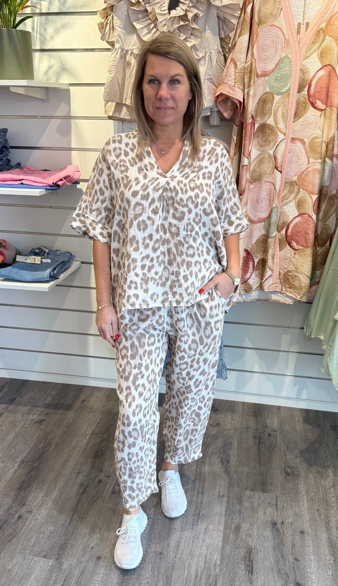 BCMelina Linnetopp Leopard Nougat