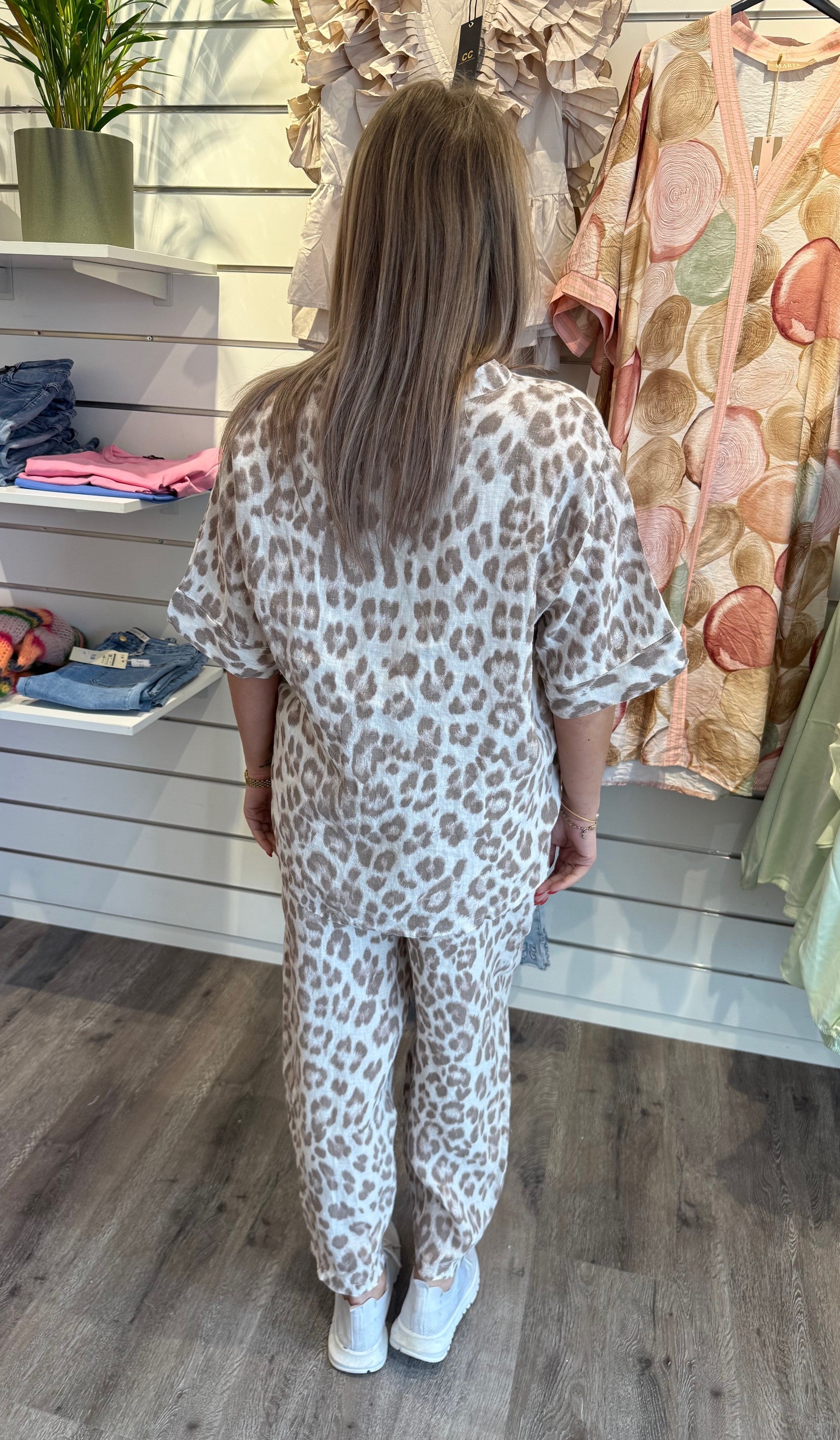 BCMelina Linnetopp Leopard Nougat