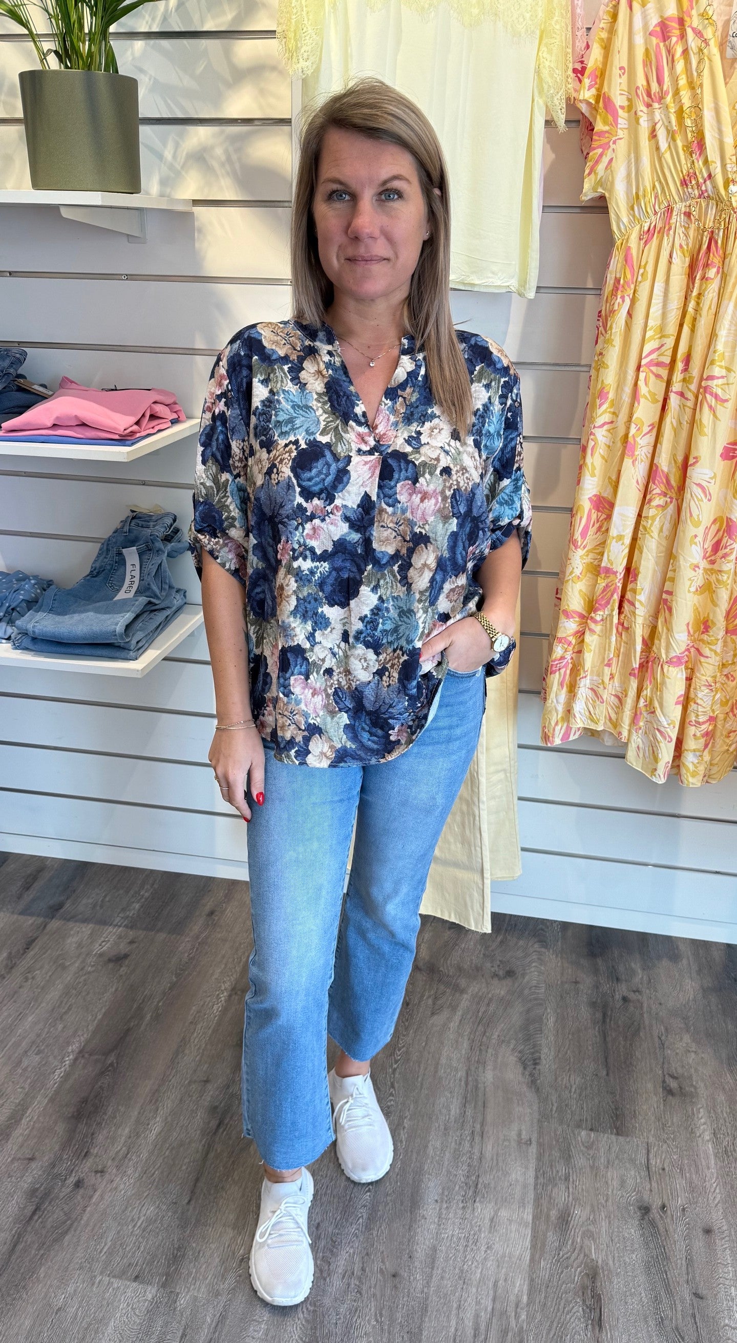 Laila - Blus - Blommor - Blå