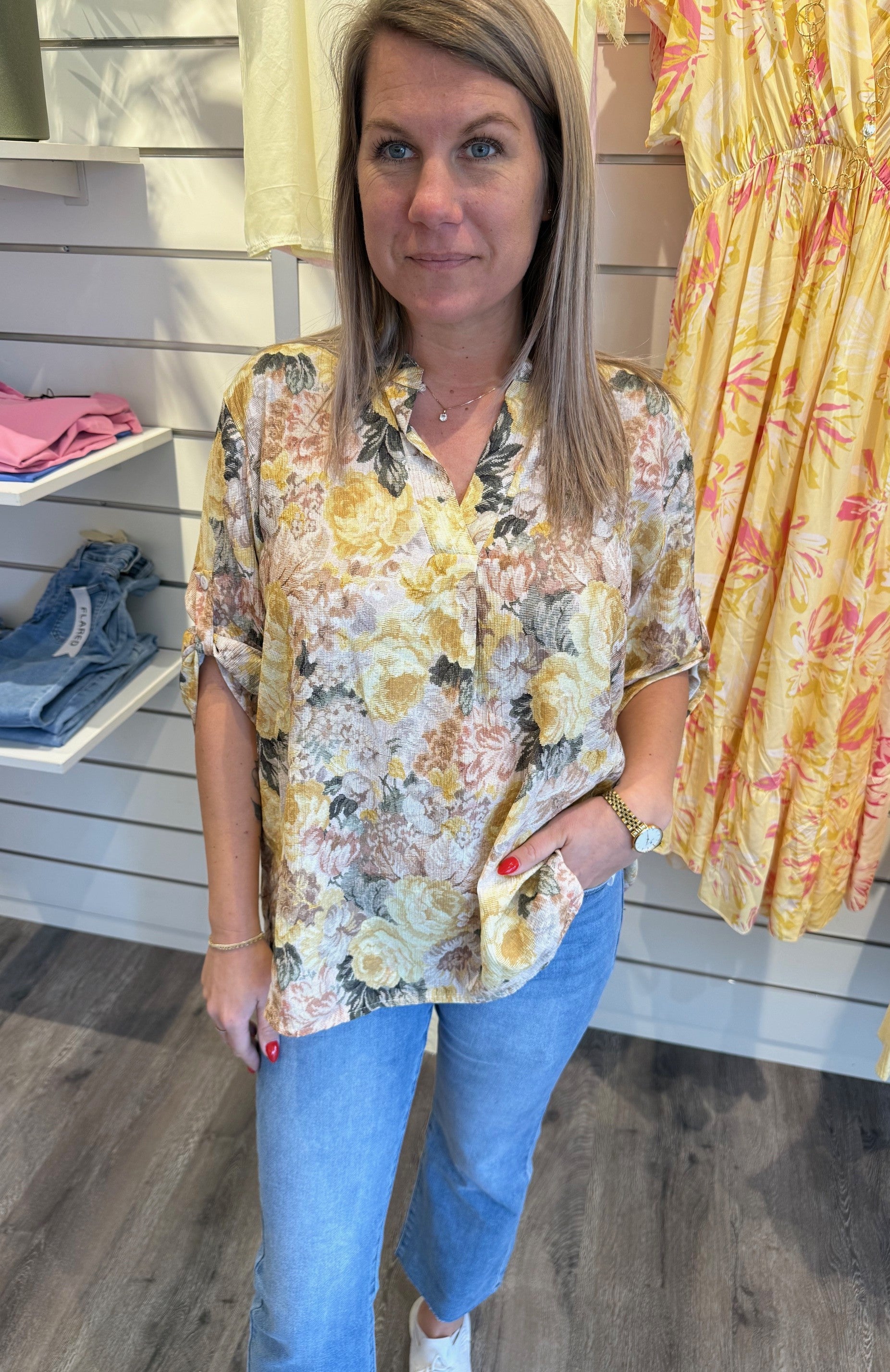 Laila - Blus - Blommor - Gul