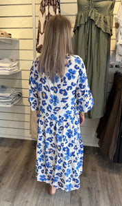 Carla klänning blommig Blå