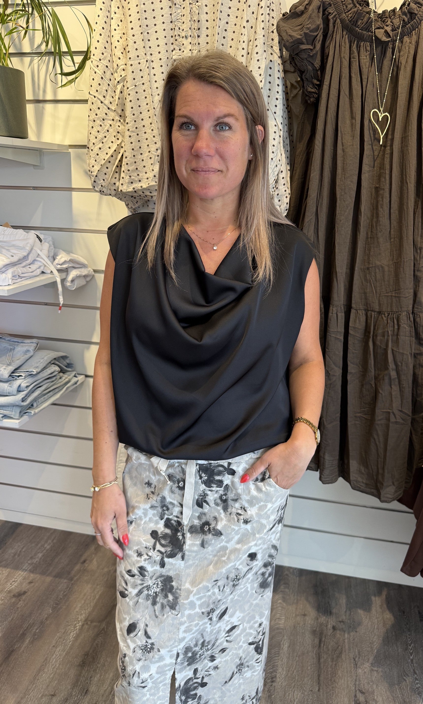 Cattis Topp Satin Svart