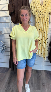 Carina Topp V-ringad  Gul