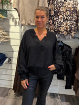 Lizette V-ringad topp Svart