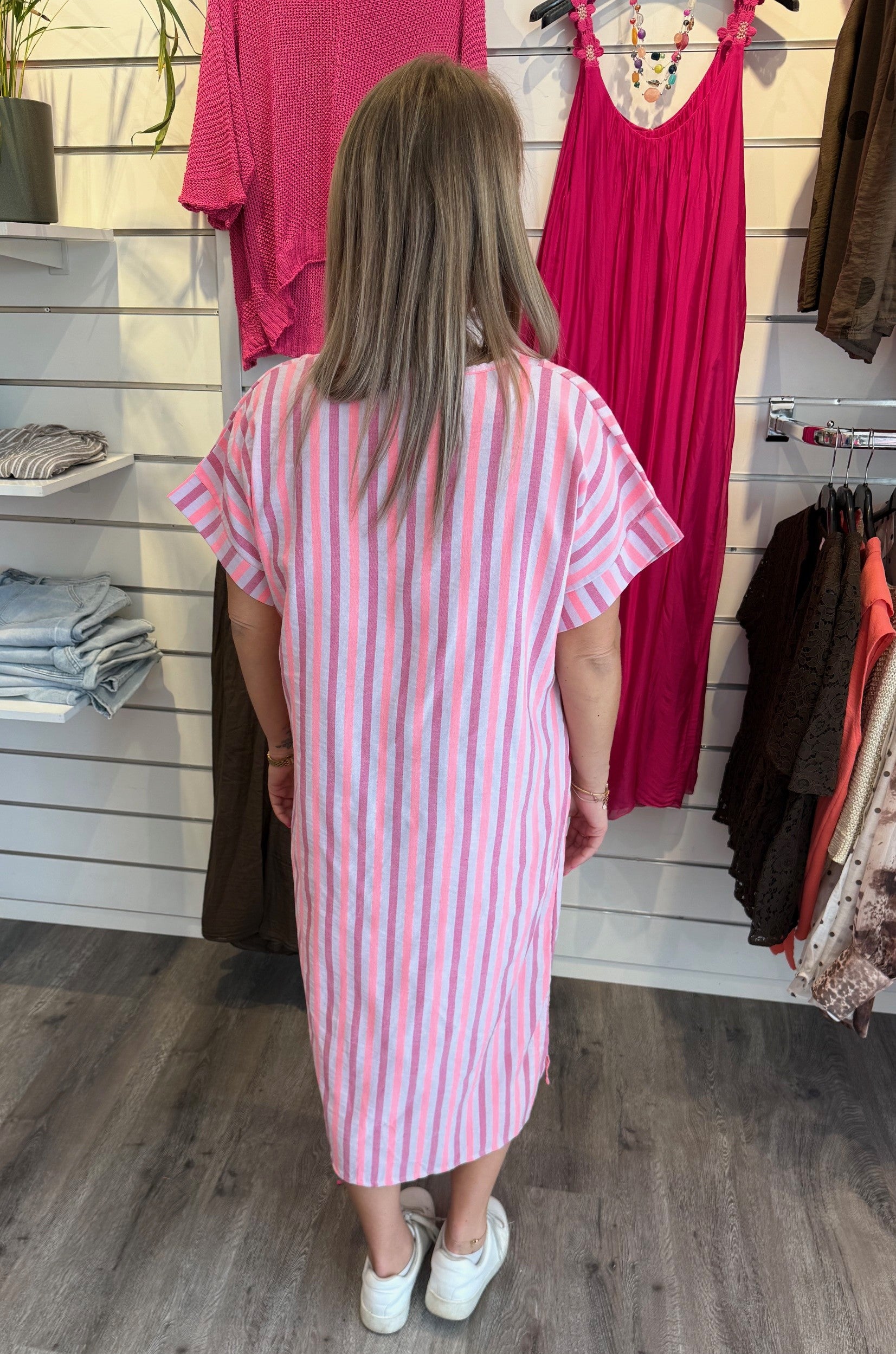 Emina Randig Klänning Rosa