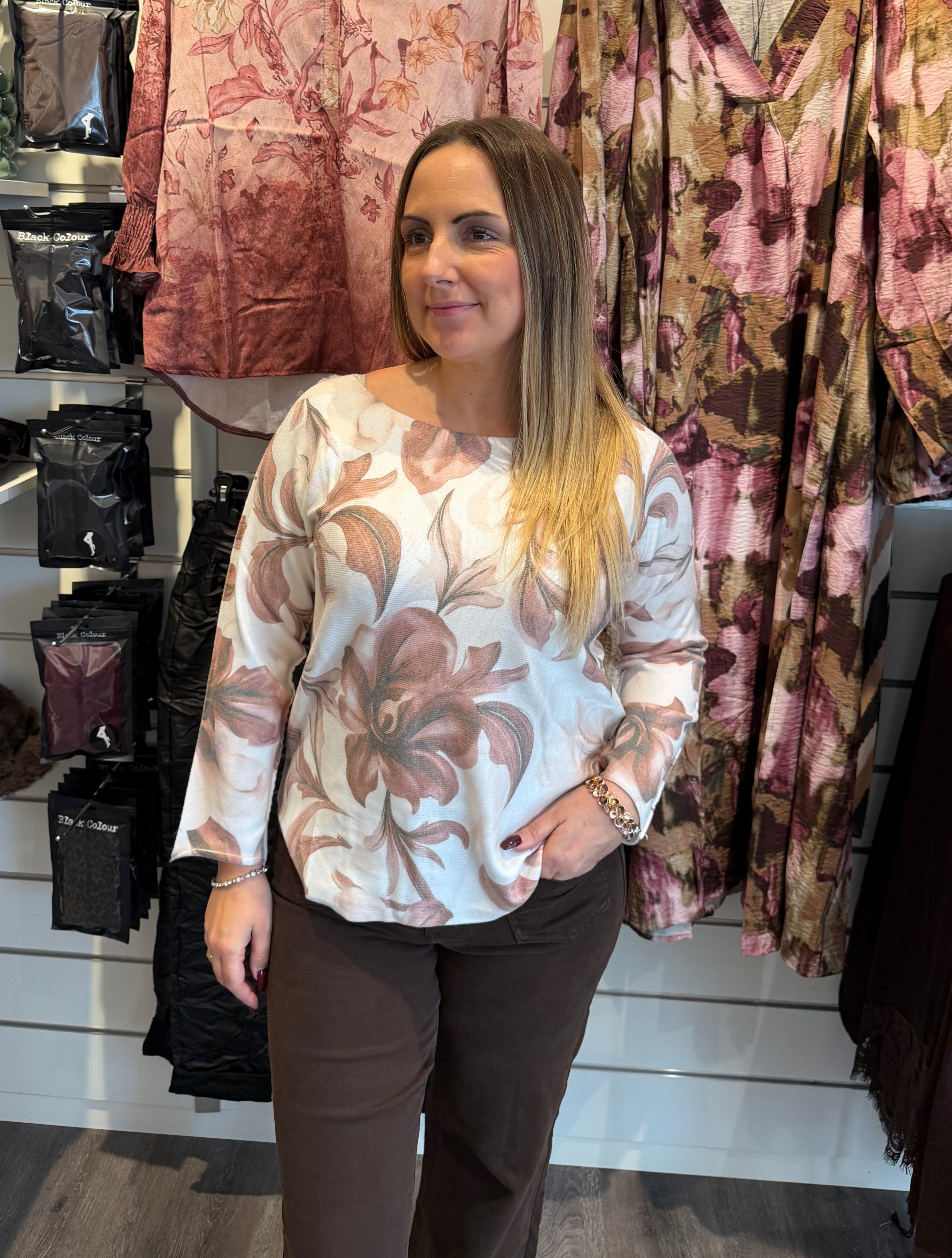 Helena stickad tröja flower Taupe