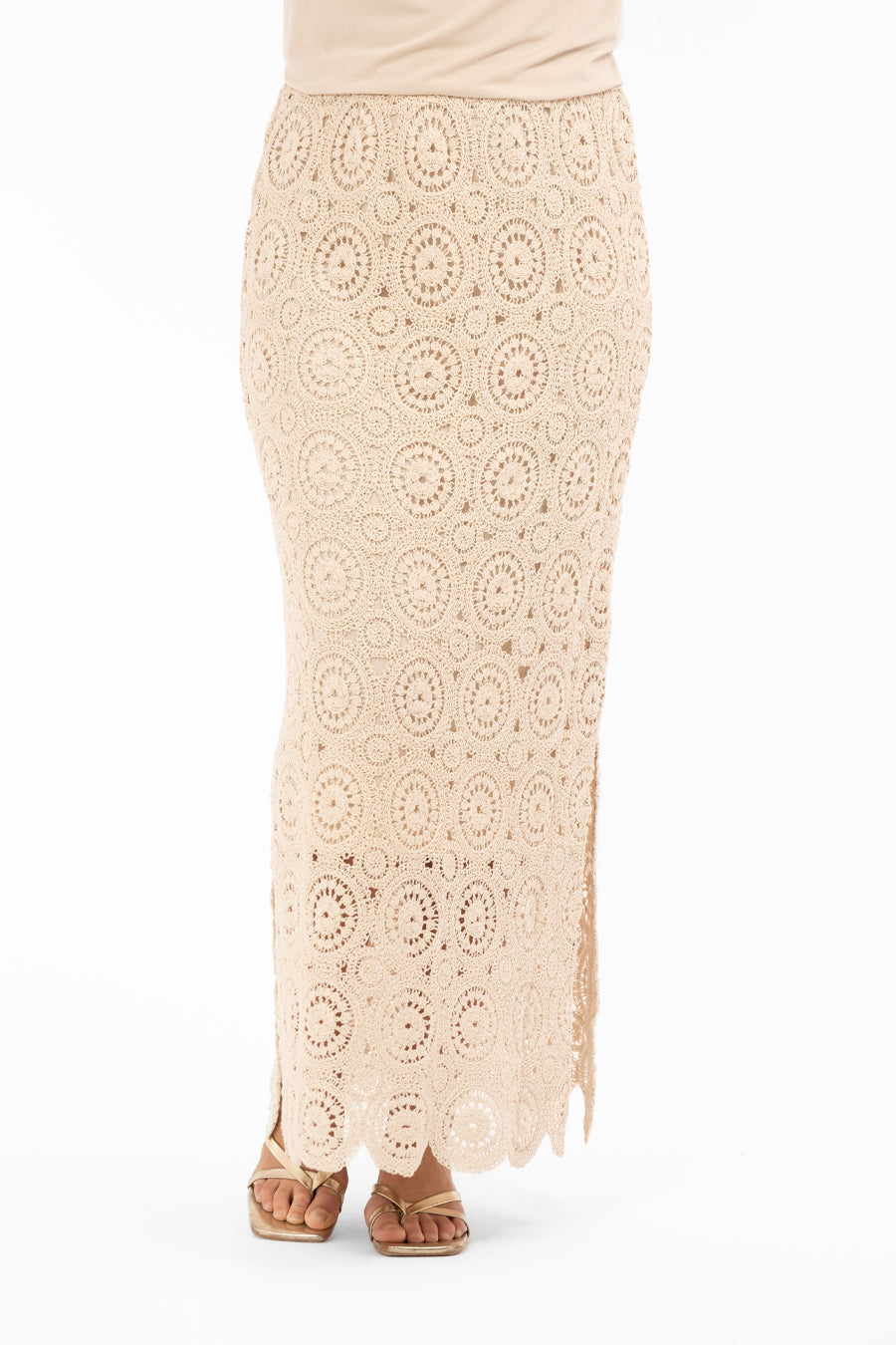 Freya-virkad-skirt-creme-4.jpg