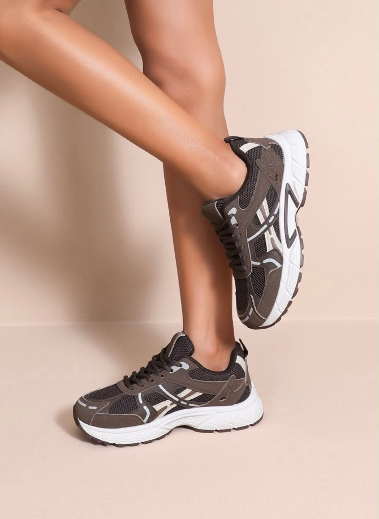 Cami Sneakers Choco