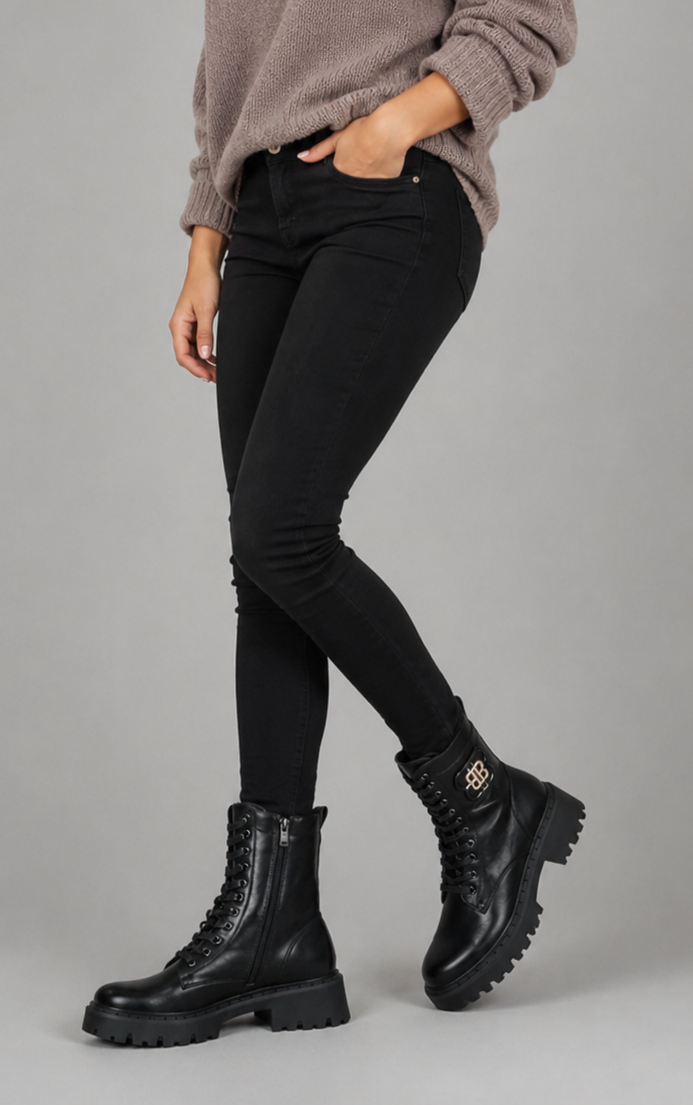 Boots med detalj Svart