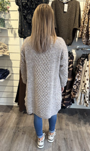 Irma mönsterstickad kofta taupe