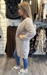 Irma mönsterstickad kofta taupe