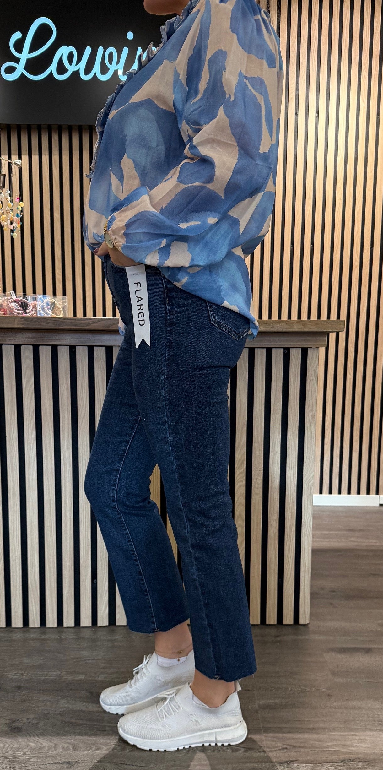 Jenna - Jeans - Flare - Mörk denim - Nyhet