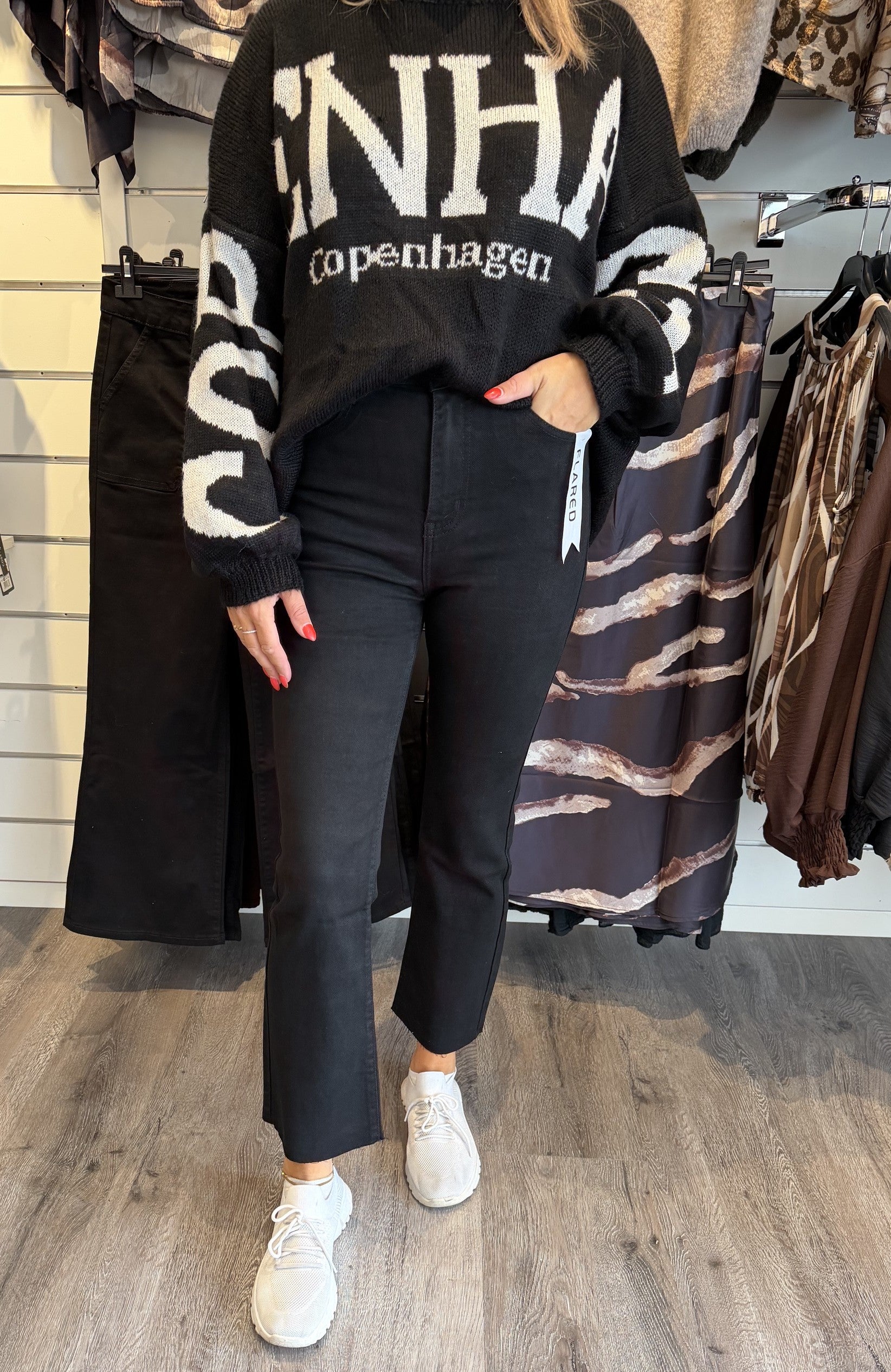 Jenna Jeans Flare Svart