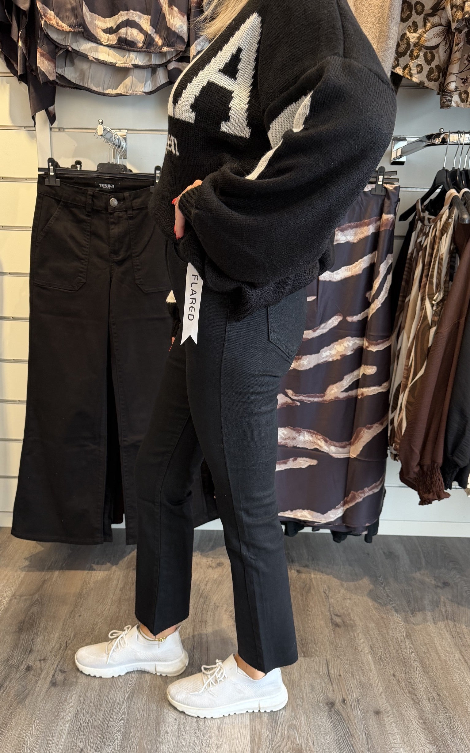 Jenna Jeans Flare Svart