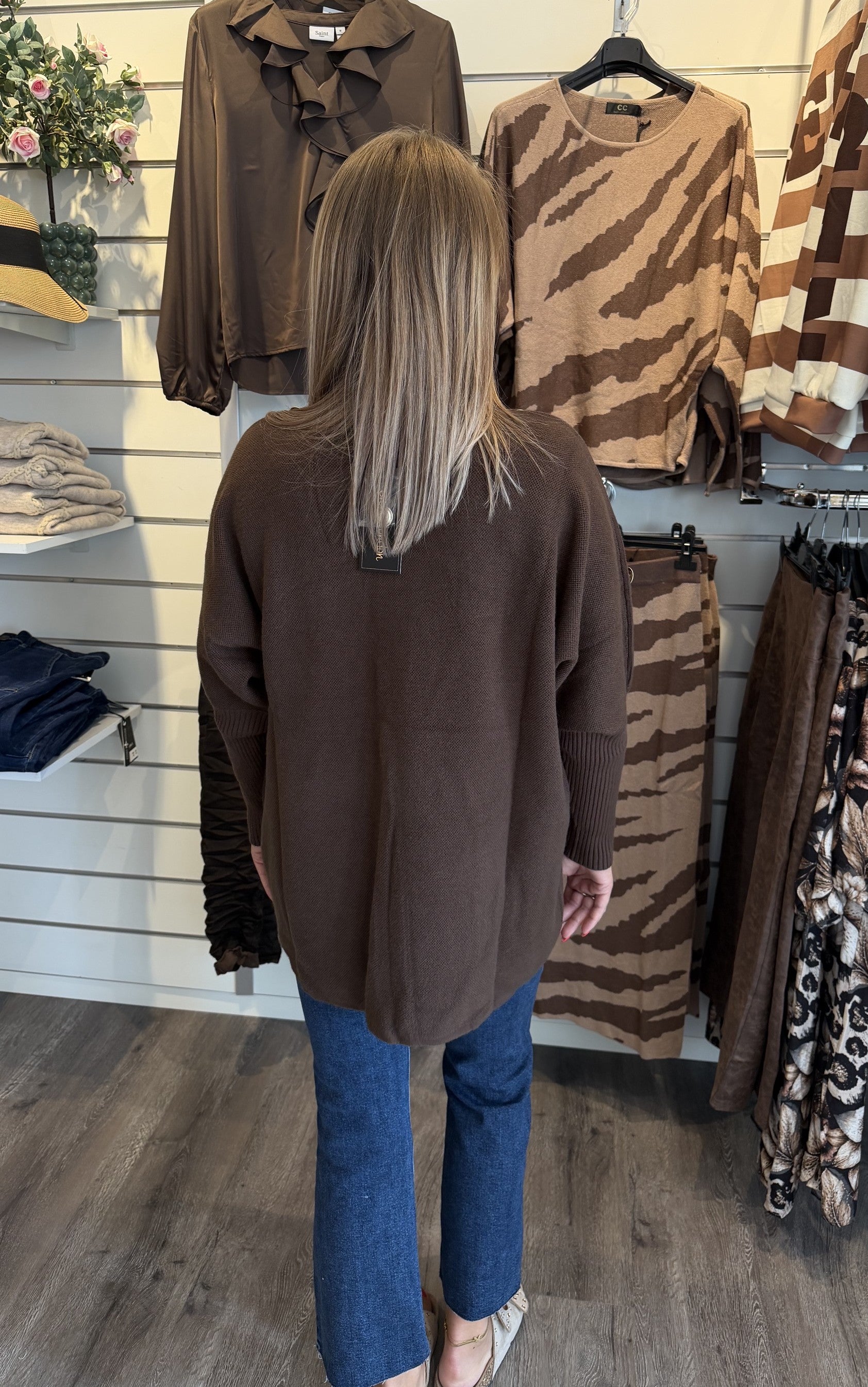 Julia Längre tröja med knappar Choco