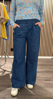 Kaisa - Jeans med resår - Mörk demin