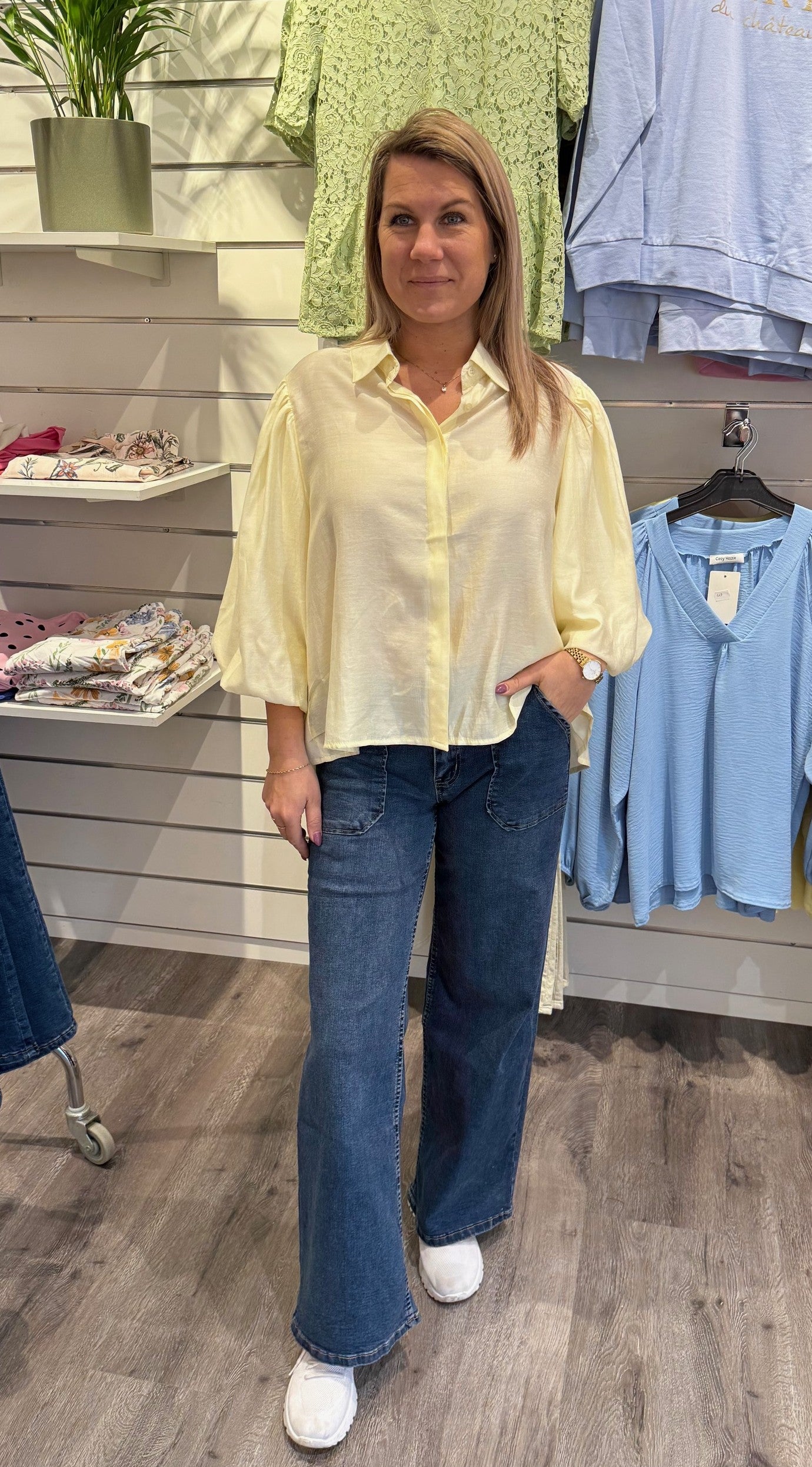 Kerstin - Blus med ballongarm - Gul