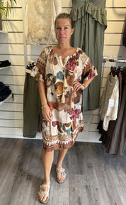 Laura Klänning Mönster Beige