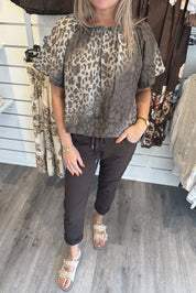 Luciana Topp 26136 Leo Choco
