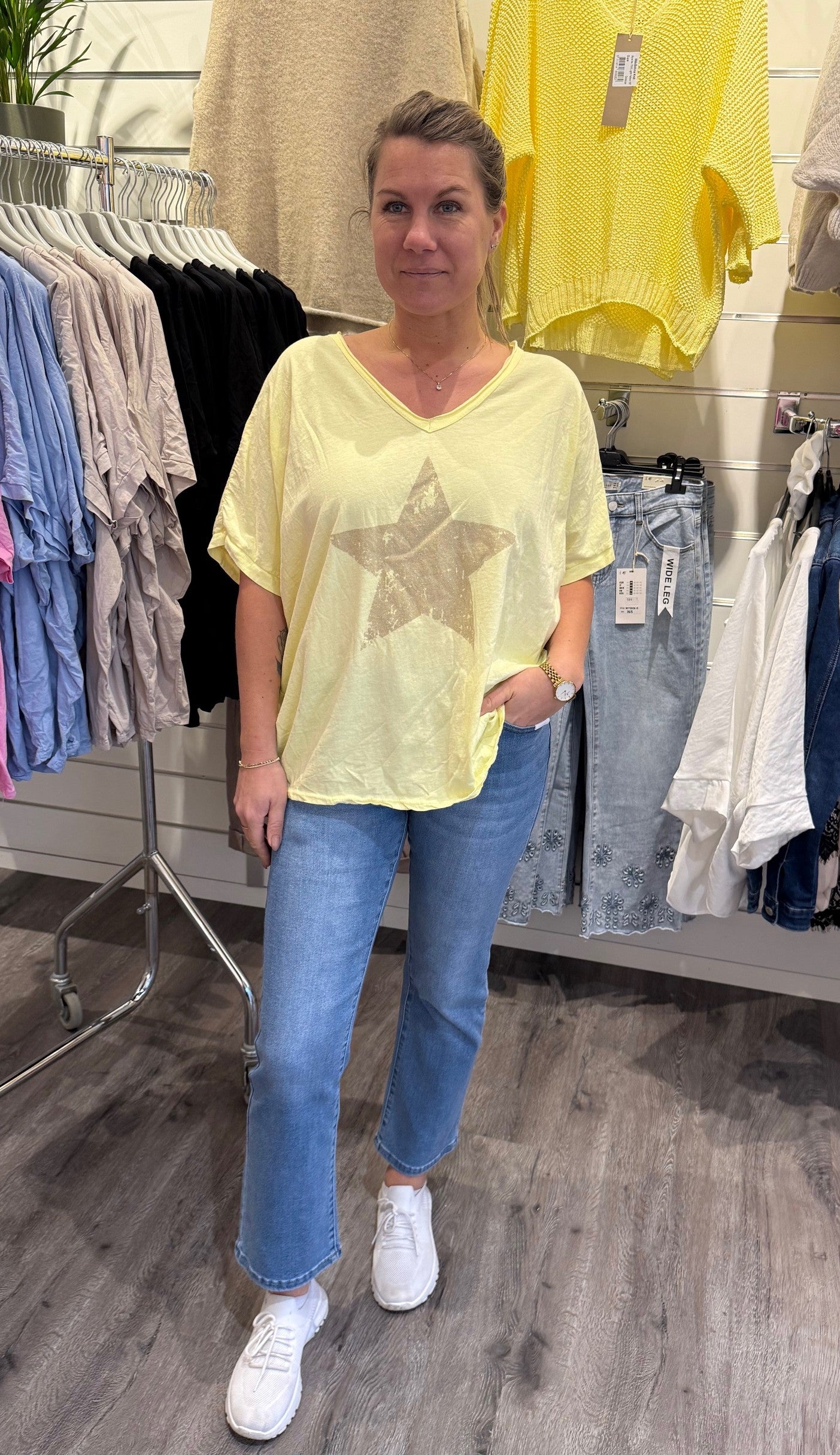 Maja- Tshirt - Stjärna - Gul