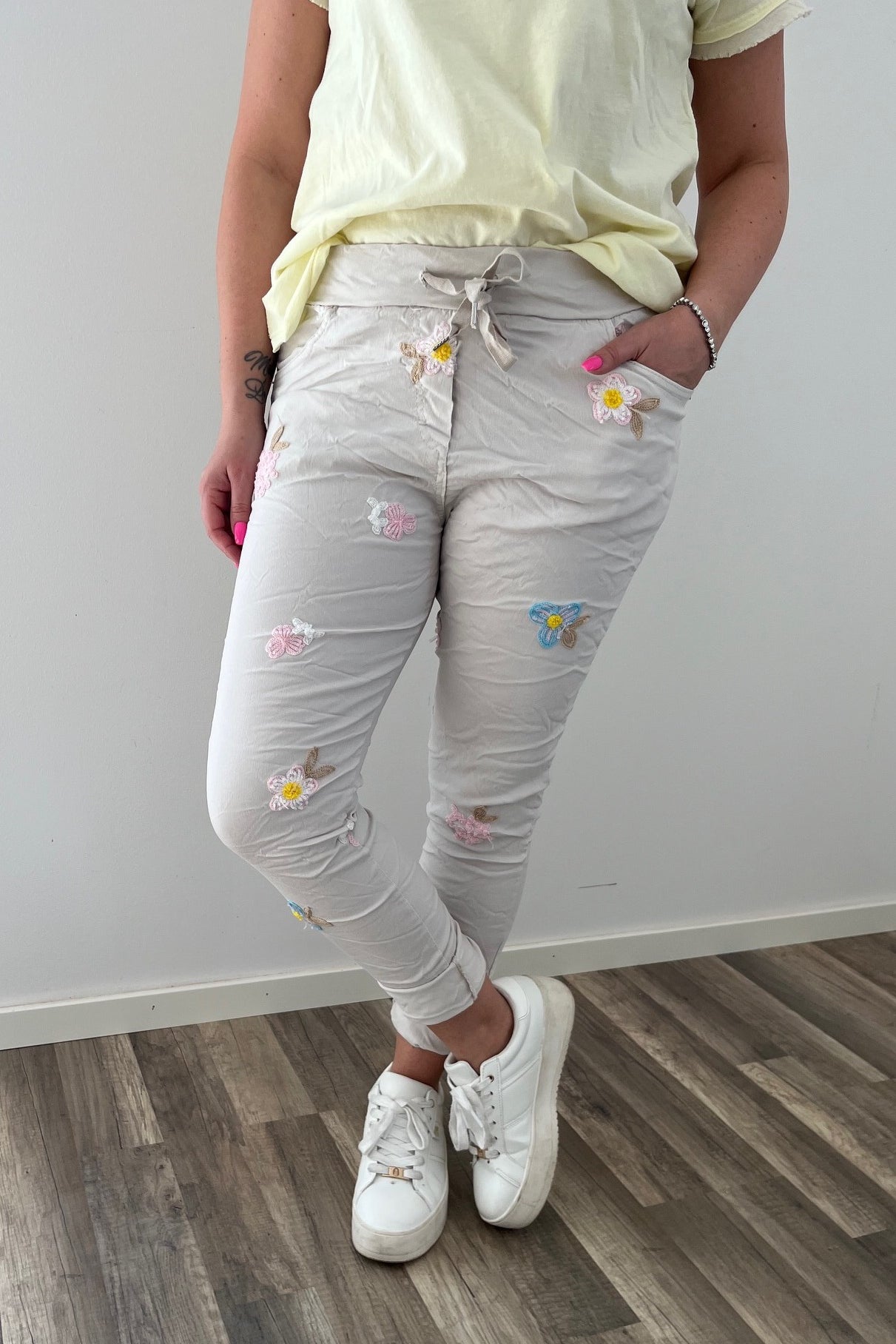 Mirelabeige.jpg