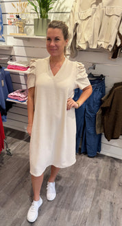 Molly- Klänning med puffärm- Beige
