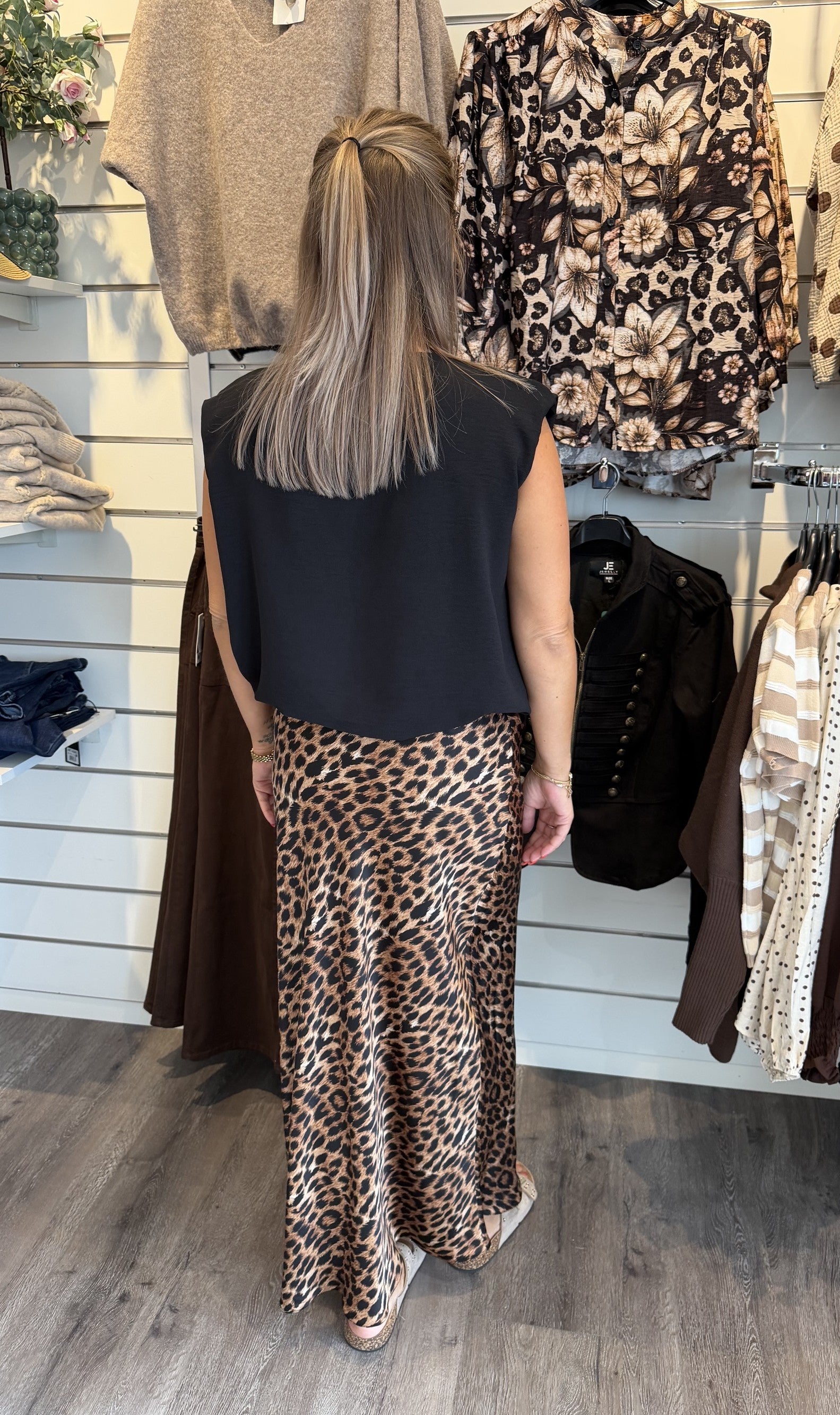 Nelly Satinkjol Leopard Svart/Brun