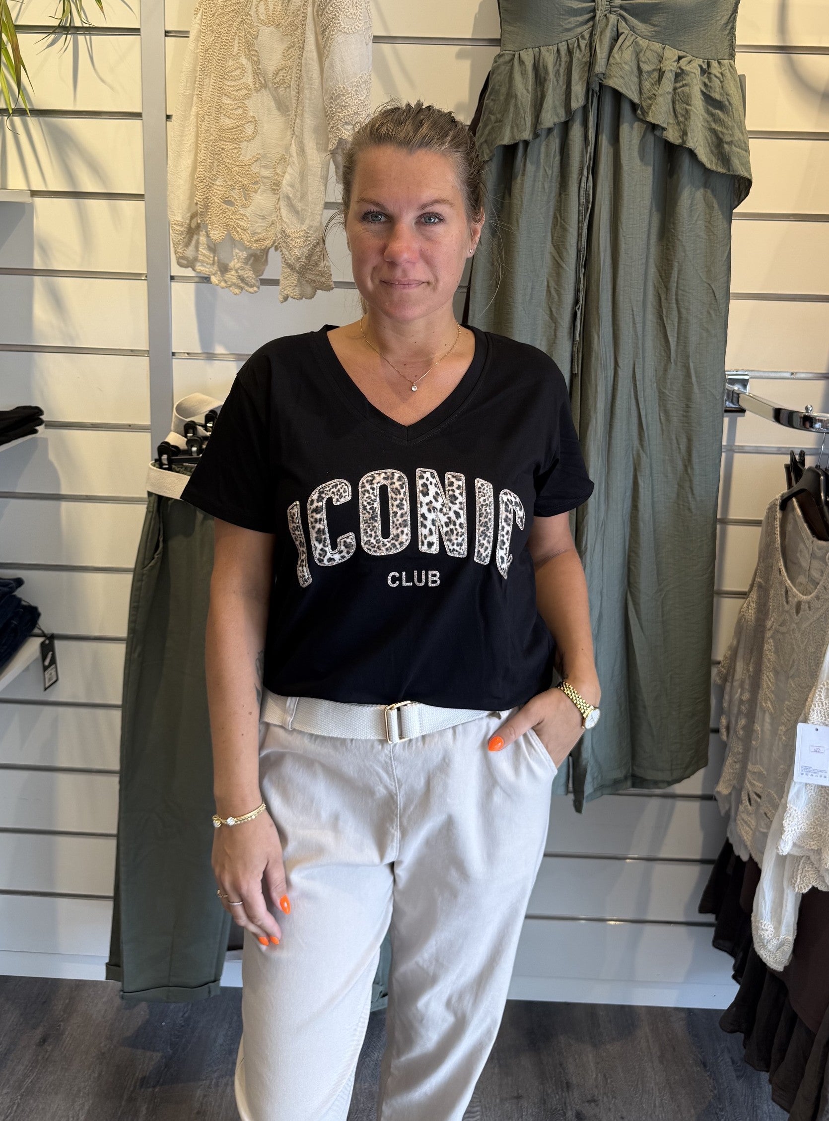 Pandora T-shirt Svart