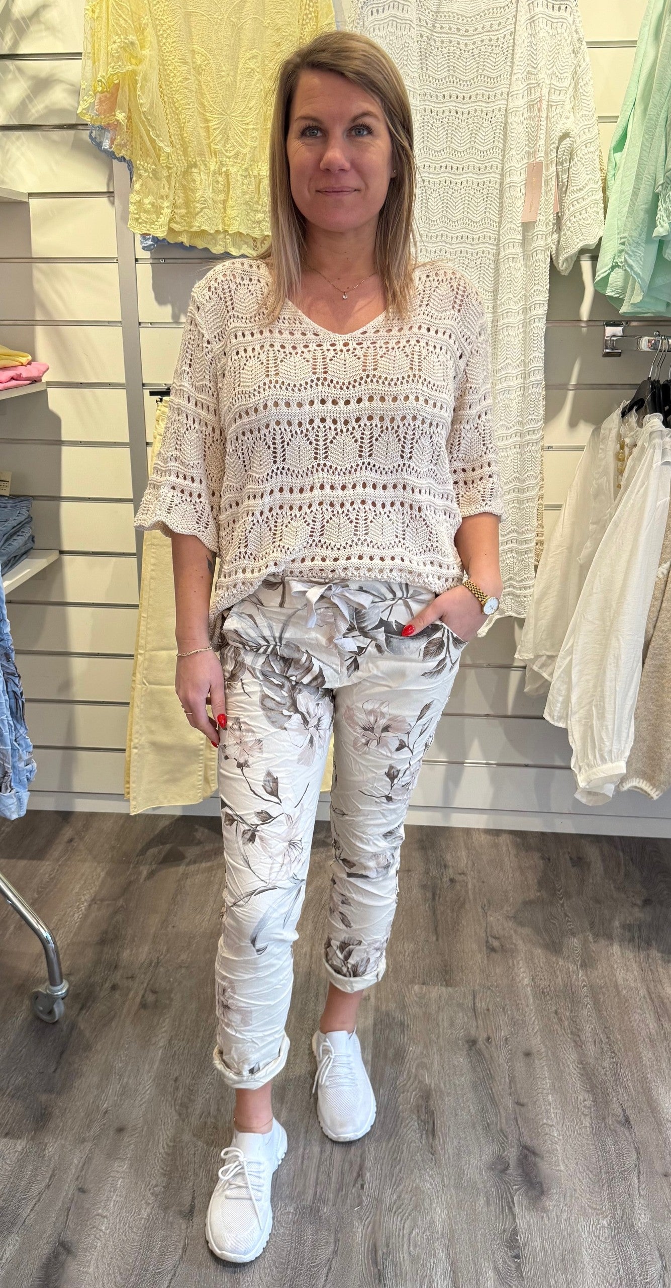 Rosabel  - Byxor med Knyt  - Beige