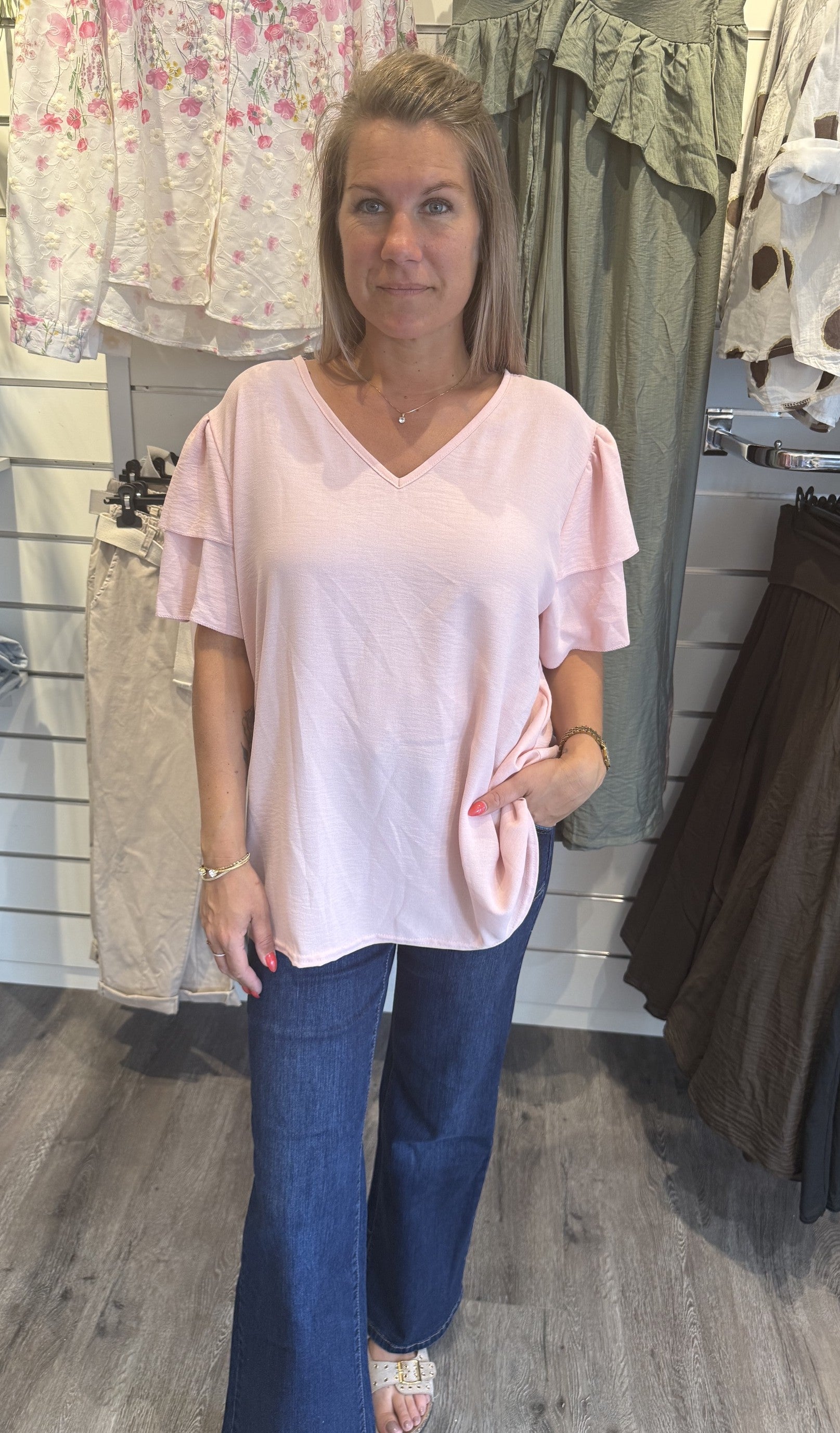 Wera V-ringad topp med volang Rosa