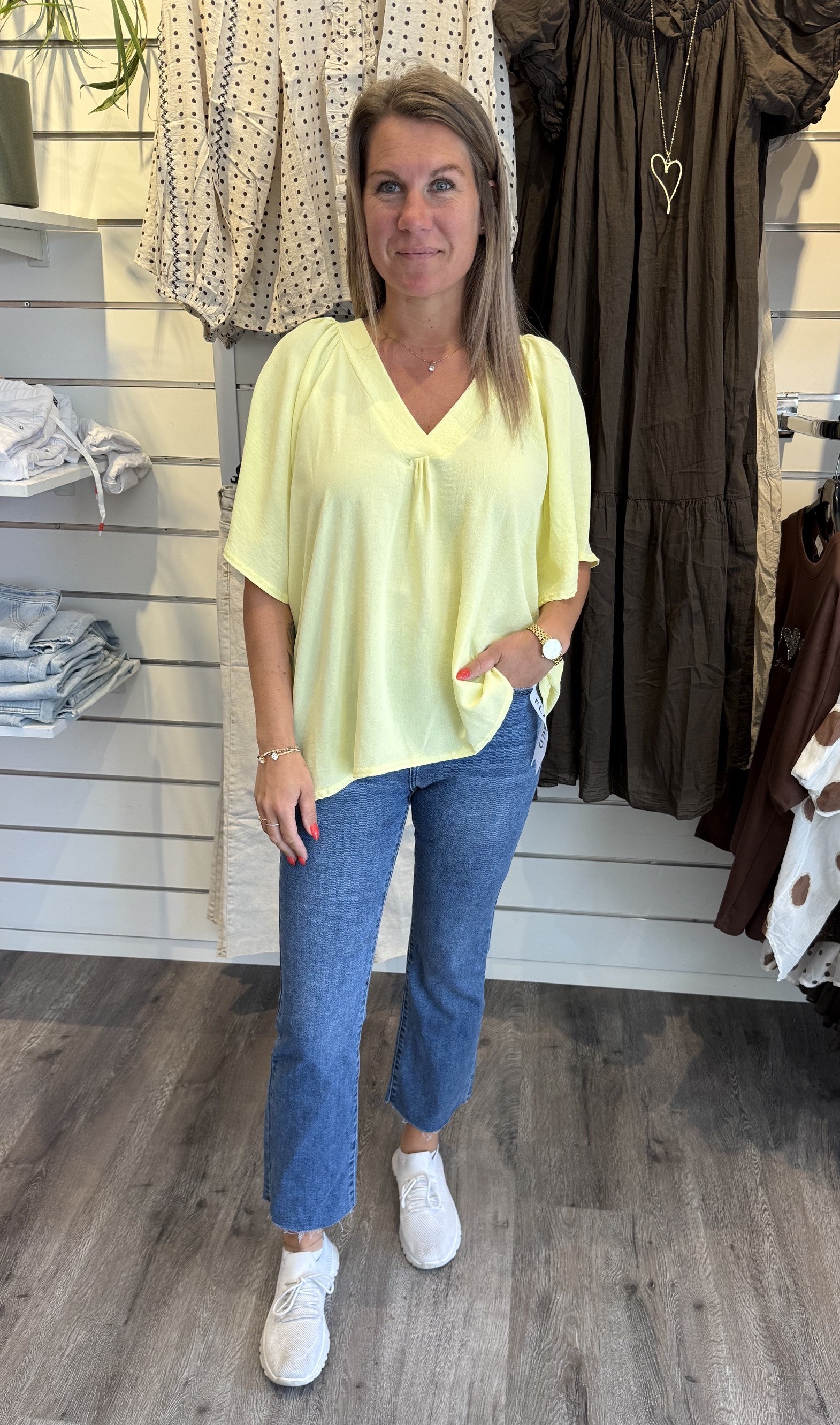 Wilma V-ringad topp Gul