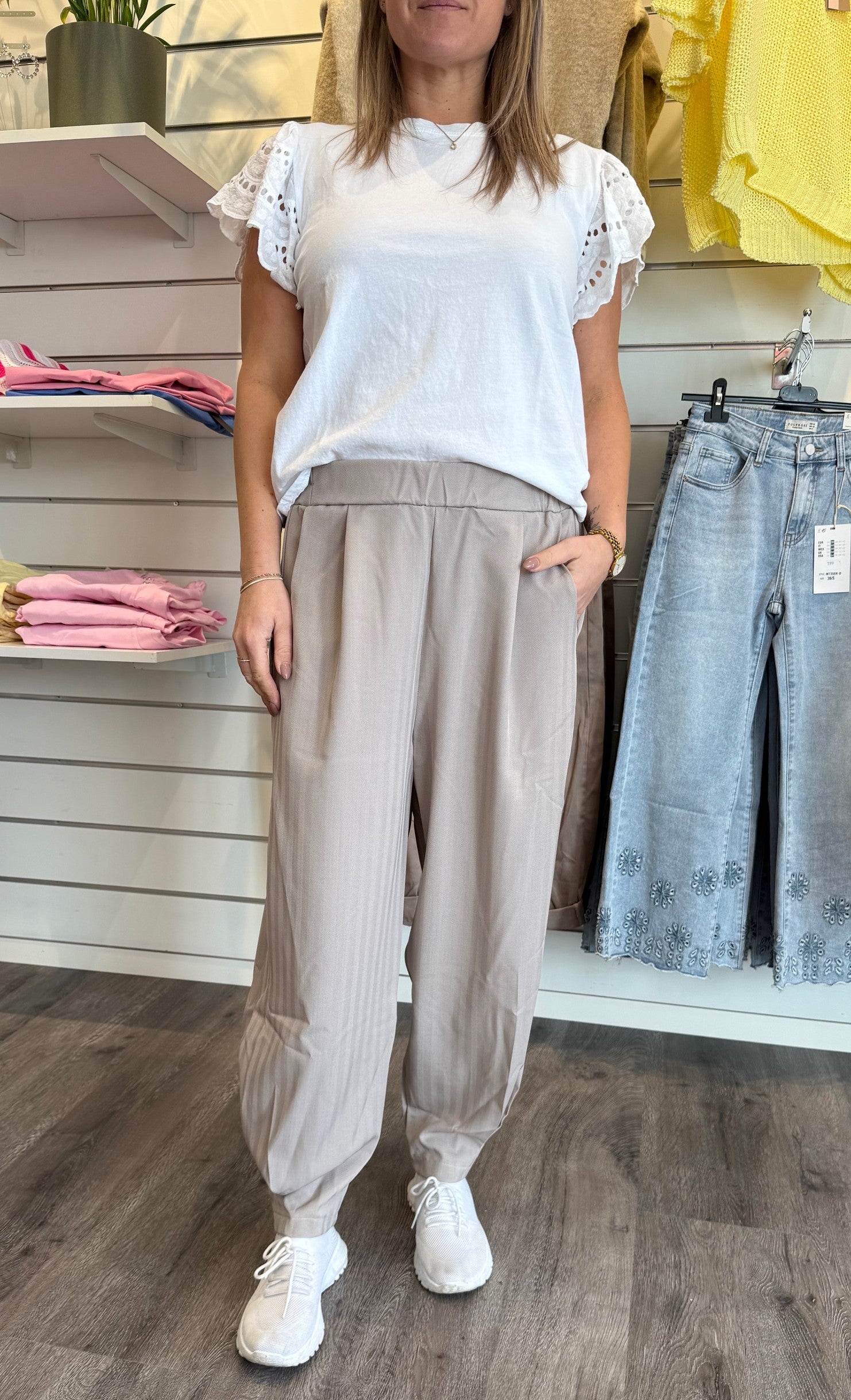 Zelia - Ballongbyxa - Mörk beige