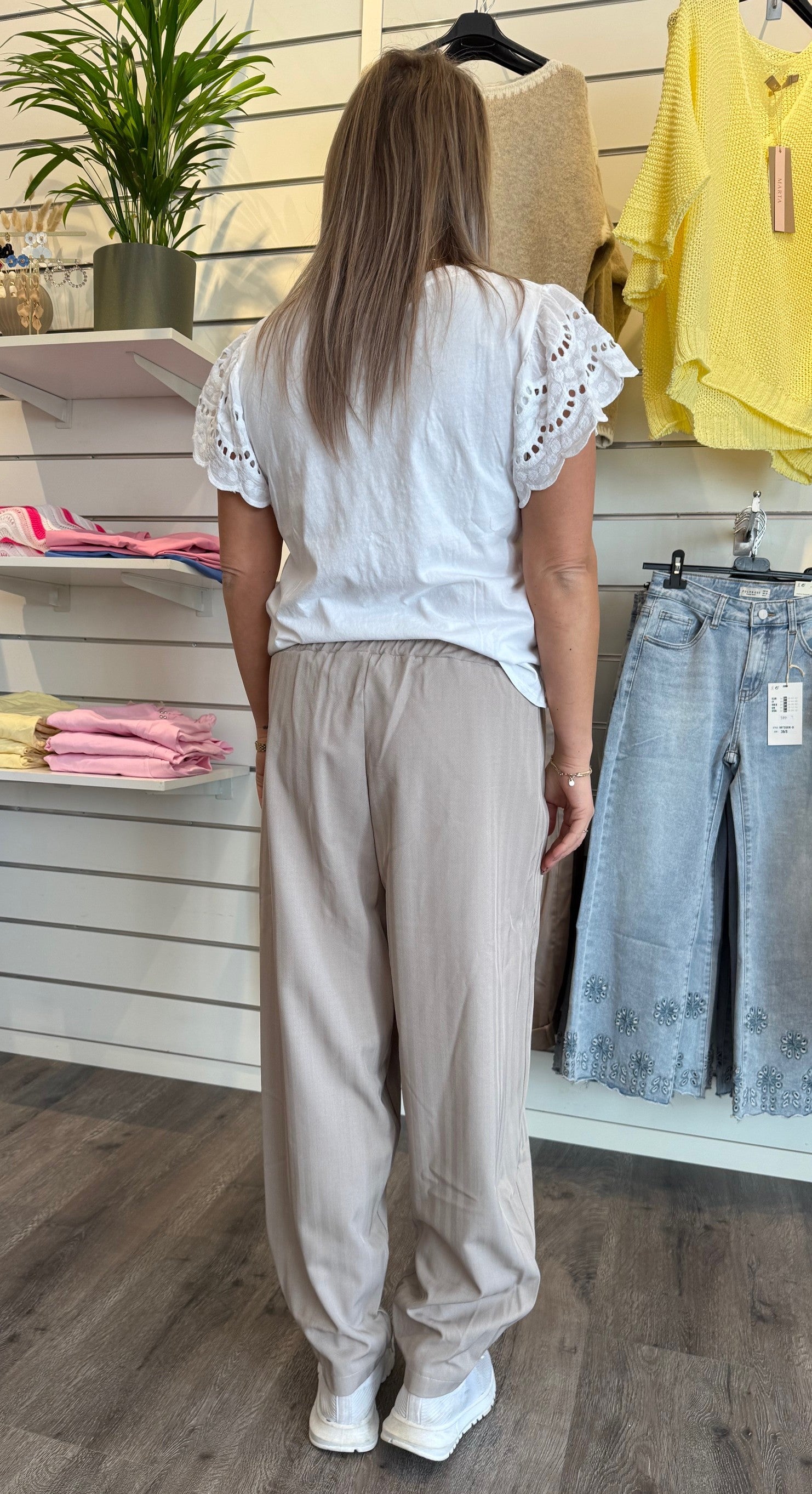 Zelia - Ballongbyxa - Mörk beige