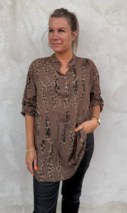 Aida Blus Leopardmix Brun FÖRBOKA