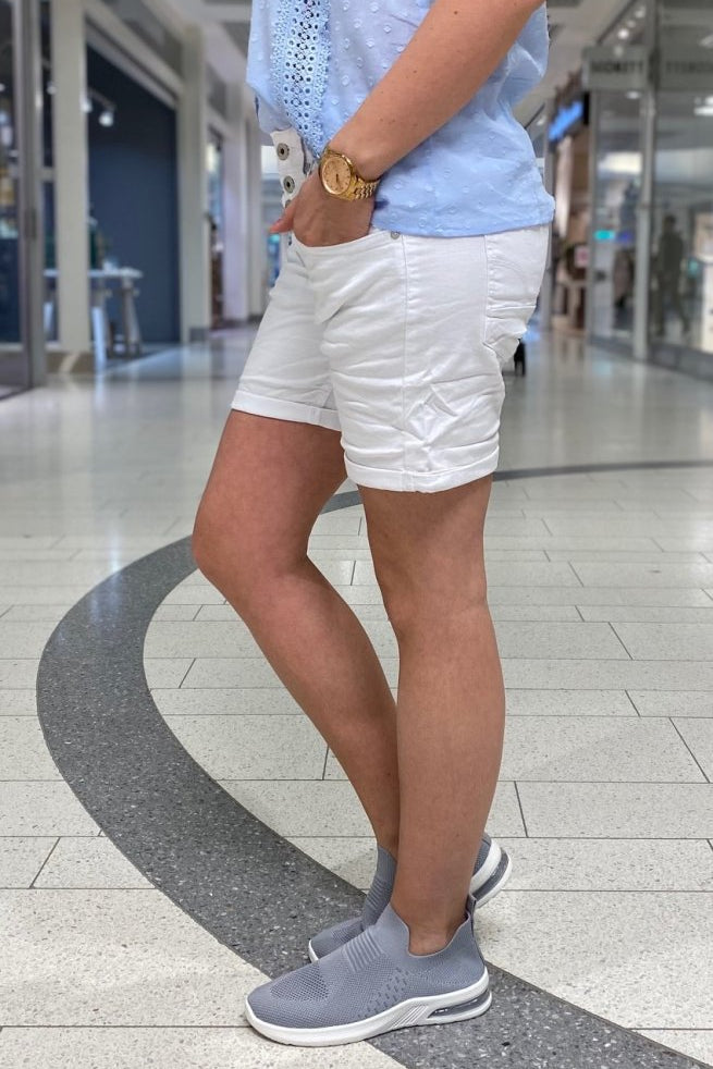 albashortsvit3.jpg