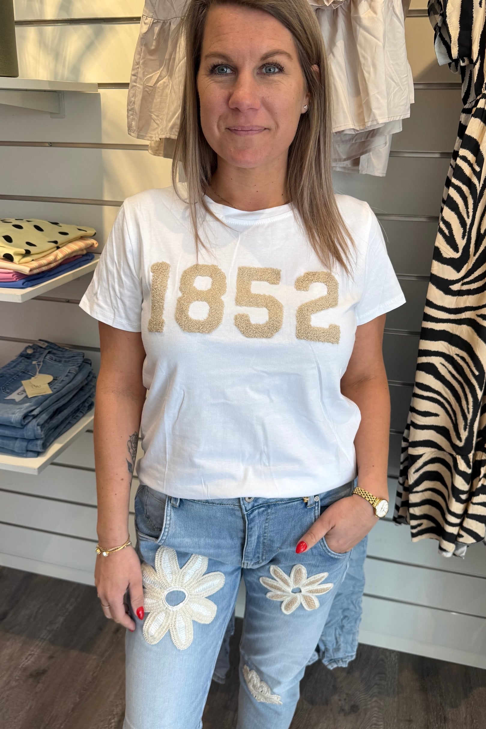 alveratshirtbeieg2.jpg