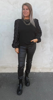 Amelie Topp Flower - Svart