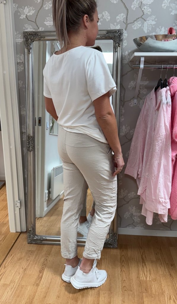 Amina - Byxor med knyt - Beige - Nyhet