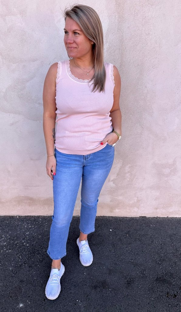 Angeline - Spetslinne - Ljusrosa- Nyhet